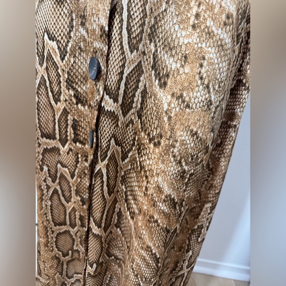 NWOT Zara Snake Print A-Line Button-Front Skirt - Picture 5 of 11